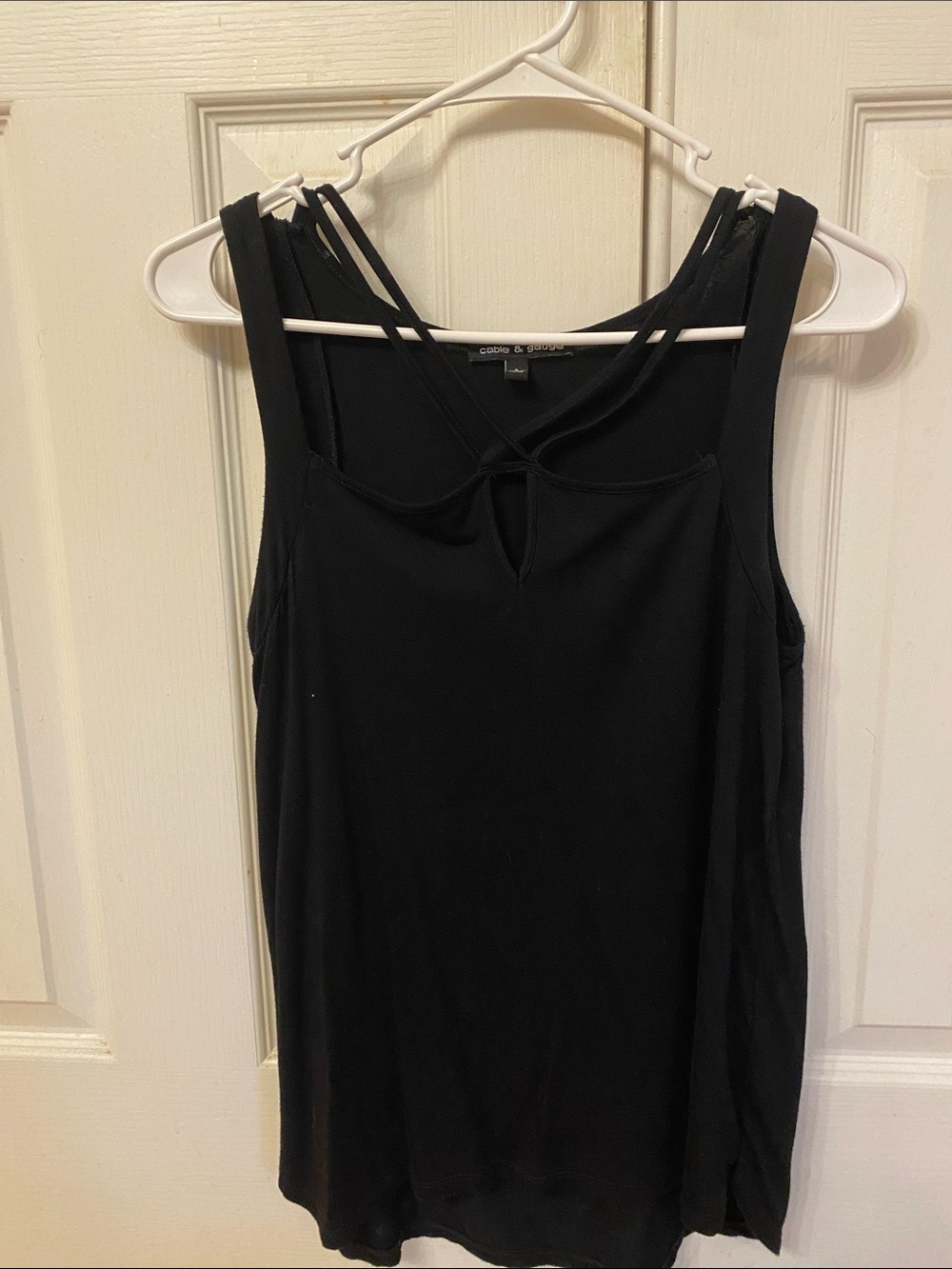 Cable & Gauge Black Strappy Women's Camisole
